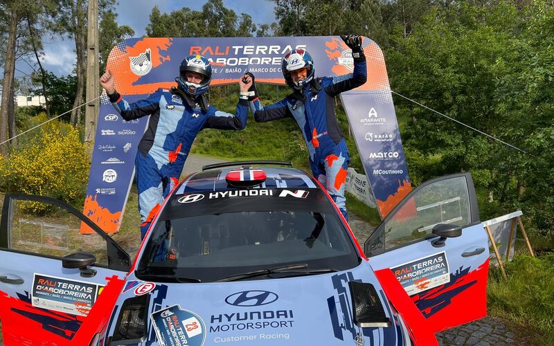 2f05cf92 d966 4a04 b516 ea959455d164